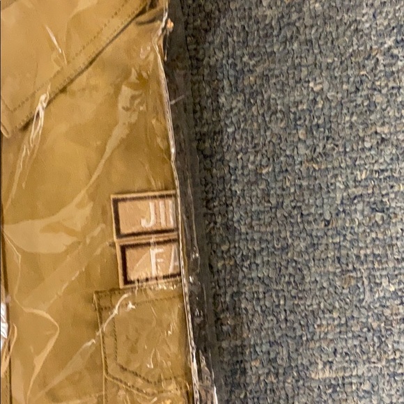 Shirt - Picture 2 of 4